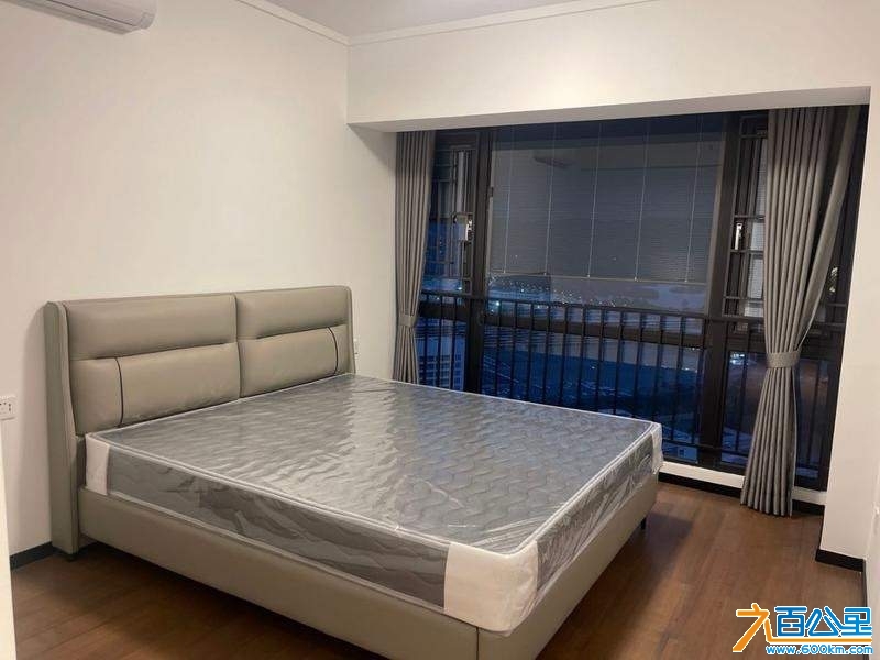 wechat_upload17357856736775fcc95a262