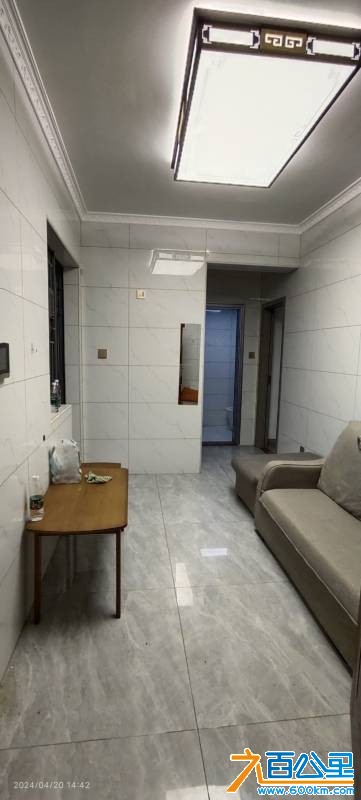 wechat_upload175947042568df63592bbd8
