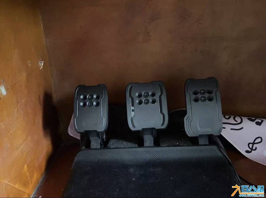 wechat_upload1764669401692eb7d9c47e3